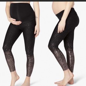 NWOT Beyond Yoga Maternity Ombré Leggings